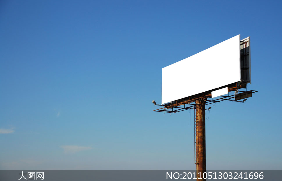 蔚蓝天空矗立着的广告牌图片 - 大图网设计素材