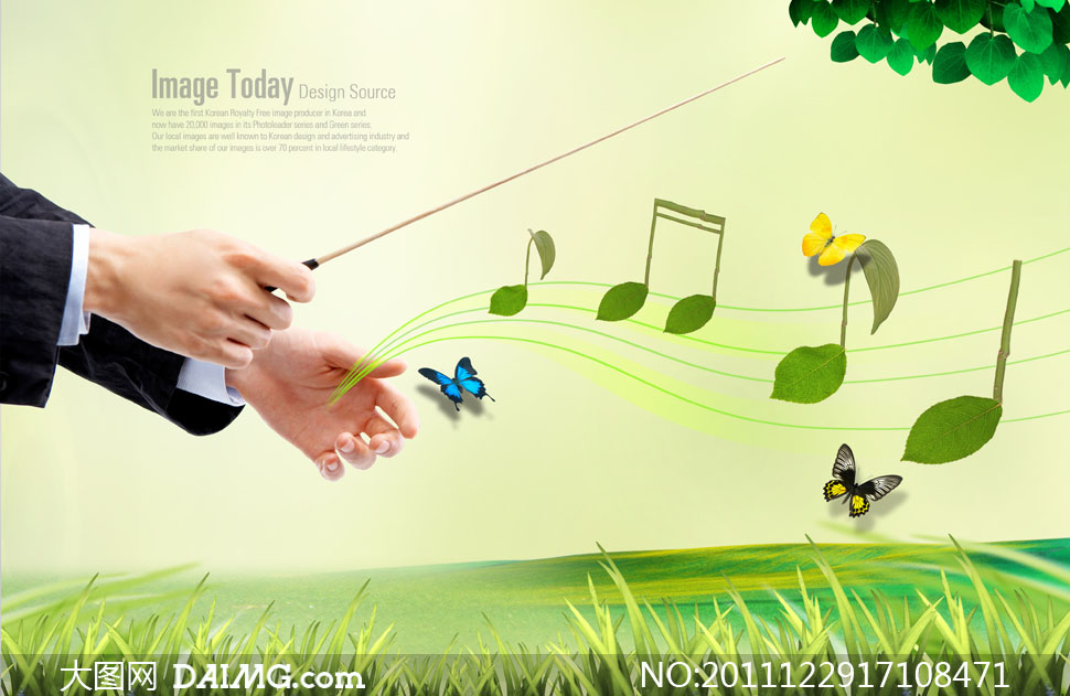 拿指挥棒的双手与音符绿叶PSD分层素材 - 大图