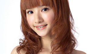 棕黄色头发美女人物高清摄影图片