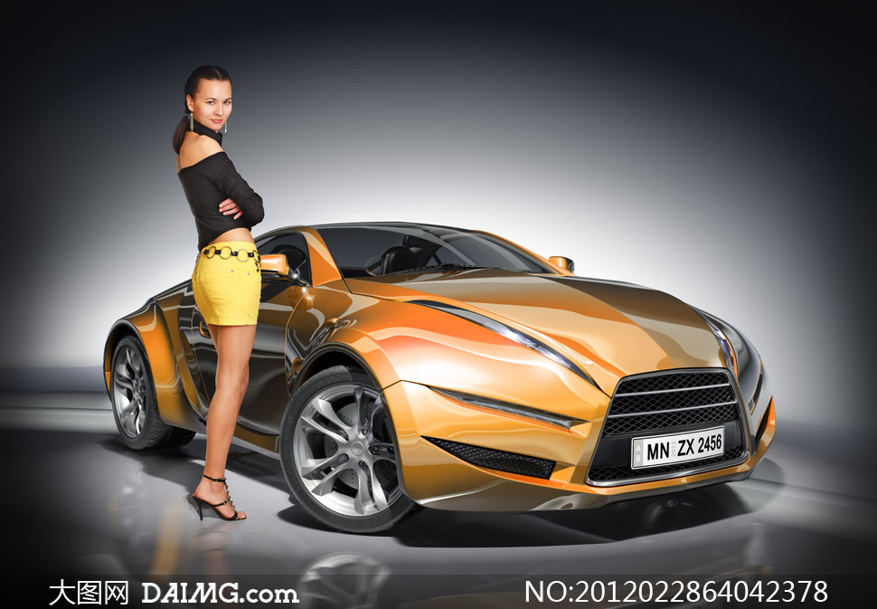 站在跑车旁的车模美女高清摄影图片 - 大图网设