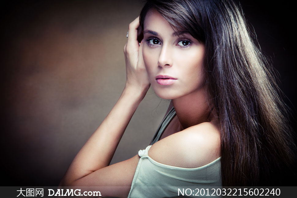 <em>头发</em>发型美发长发卷发黑发飘发柔顺<em>亮泽</em>黑亮侧