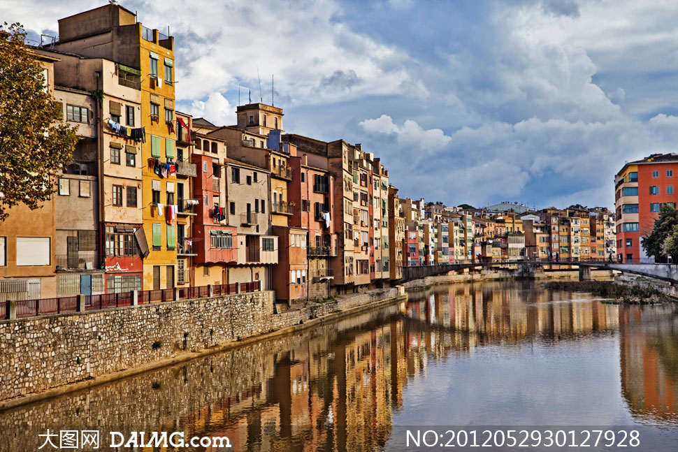 西班牙赫罗纳小镇风光摄影高清