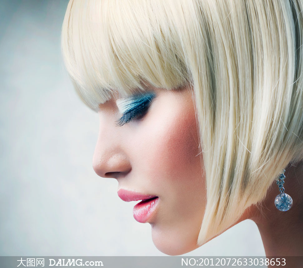 齐刘海儿眼妆短发美女摄影高清图片 - 大图网设
