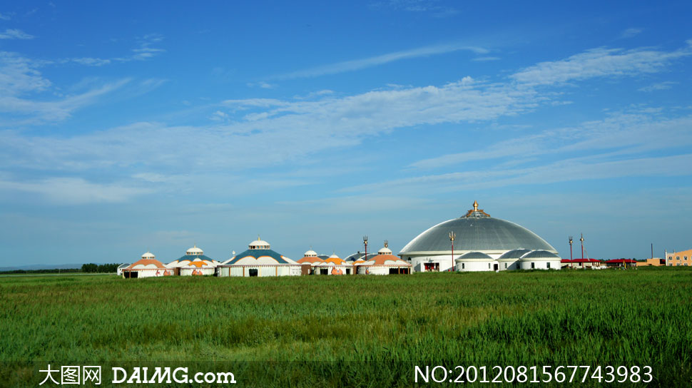 坝上草原上的圆顶房子摄影高清图片 - 大图网设