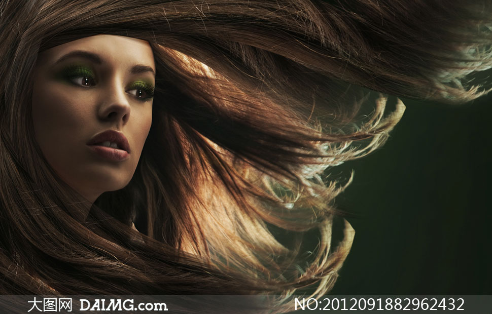 浓密长发浓妆美女人物摄影高清图片 - 大图网设
