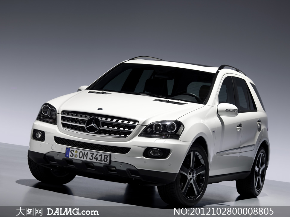 奔驰M级白色SUV轿车摄影图片 - 大图网设计素